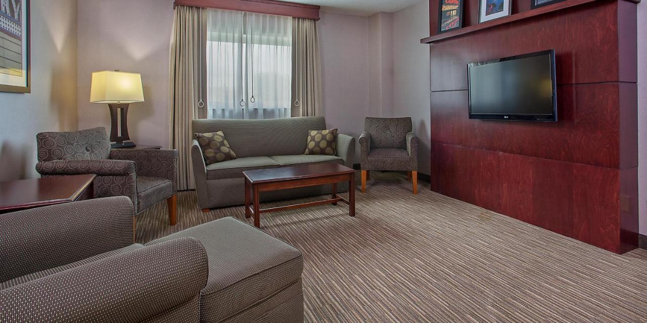 Holiday Inn University Plaza-Bowling Green By Ihg Номер фото